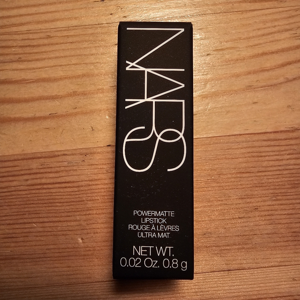 NARS Dragon Girl Lipstick - Bold Red